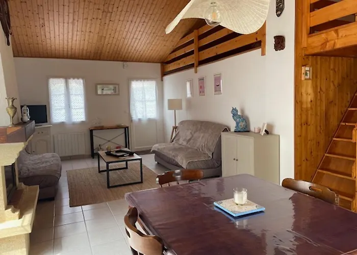 Maison Mitoyenne A Pres De La - 4 Personnes - Fr-1-823-149 Ferienhaus