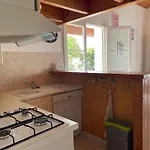 Maison Mitoyenne A Pres De La - 4 Personnes - Fr-1-823-149 Holiday home Barbatre
