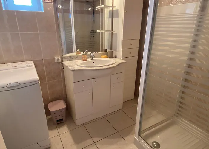 Feriehus Maison Mitoyenne A Pres De La - 4 Personnes - Fr-1-823-149 Barbâtre